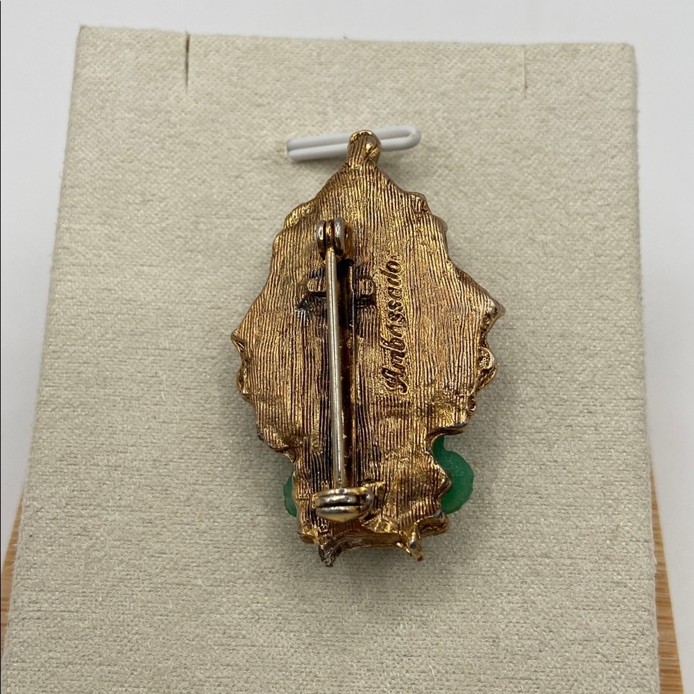 Vintage Green Jade Resin Gold Plated Faux Pearl Budha Brooch Pin - Picture 4 of 8